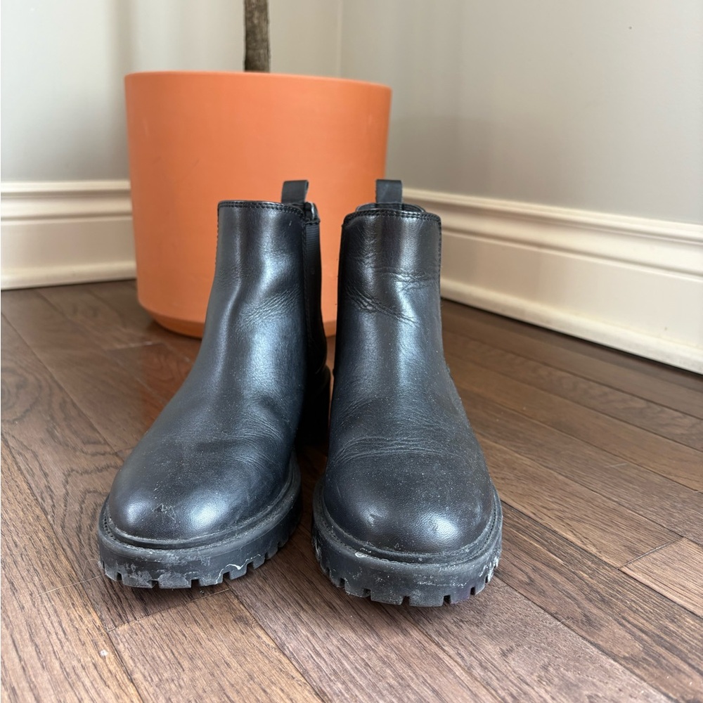 Black Leather Chelsea Boots - Picture 2 of 4